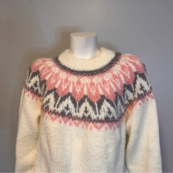 Hand Knitted Cream Pink Fair Isle Jumper Sweater Size M - Picture 3 of 7